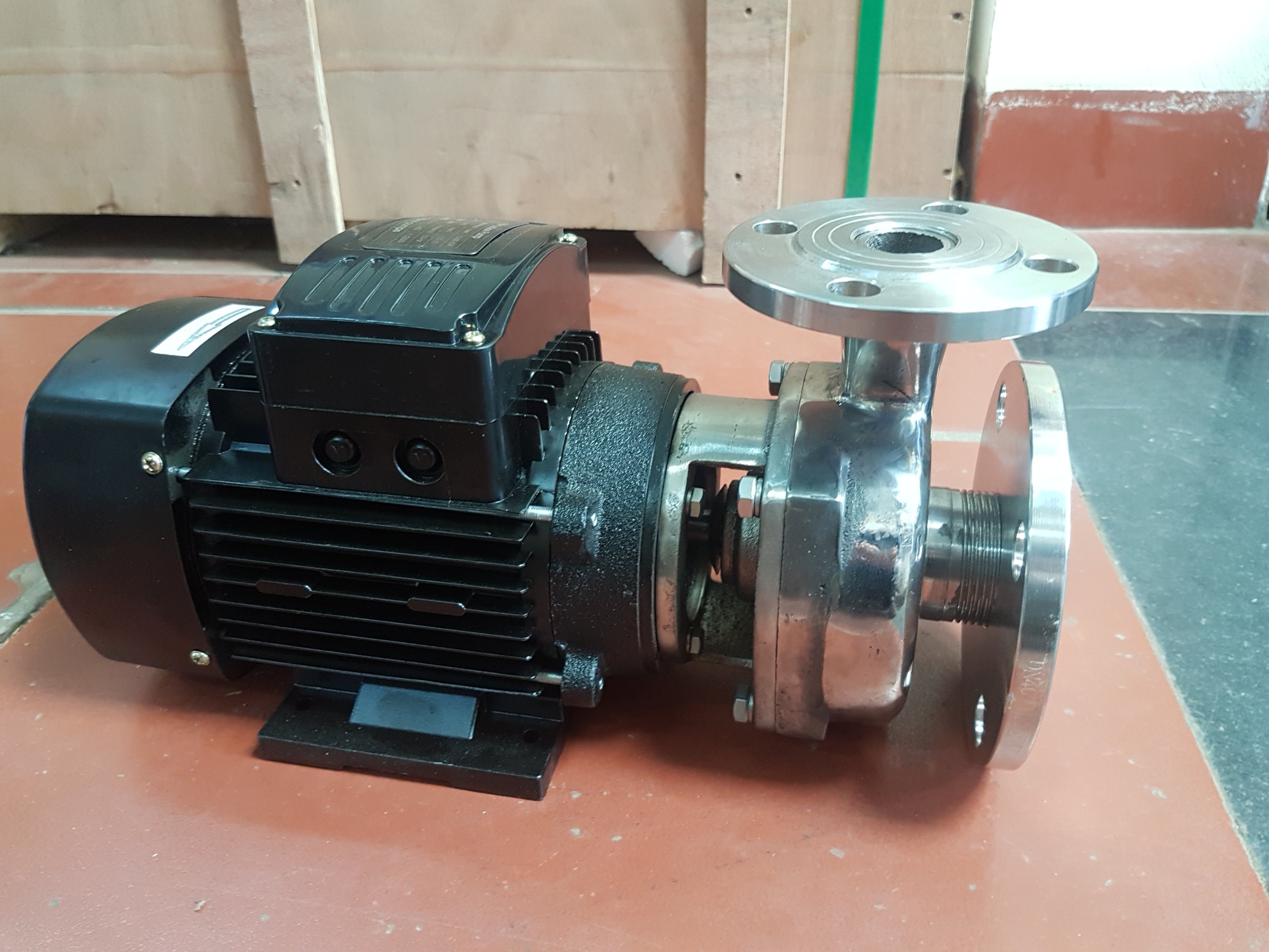 Máy bơm inox cánh hở 50FSP10-20-1.5 - Cơ điện hoàng mai